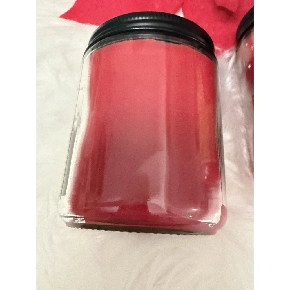 Bath & Body Works White Barn Tis The Season 7oz Scented Candle Set of 2 Holiday